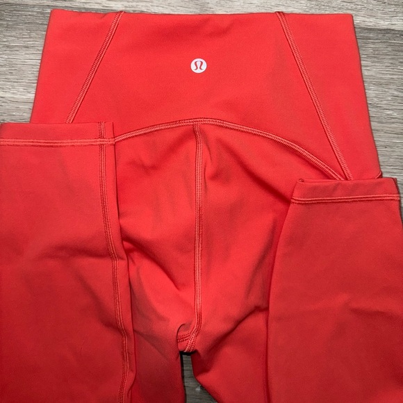 Lululemon train time 25” high rise leggings size 4 - Picture 4 of 7